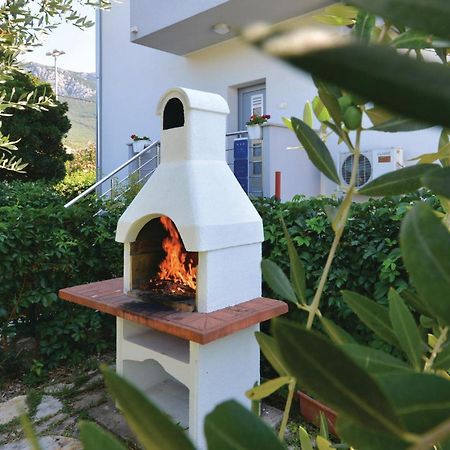 Amazing Apartment In Kastel Sucurac With Kitchen Kaštela 외부 사진